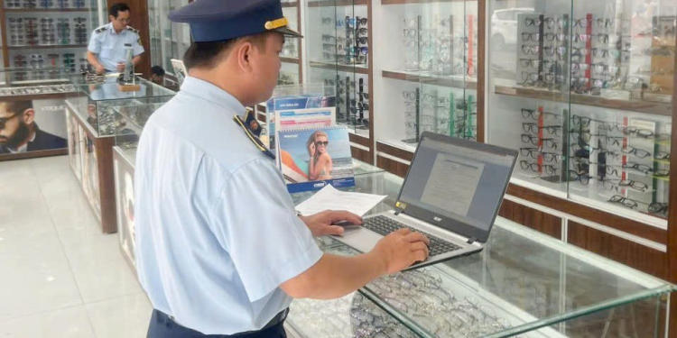 QLTT tỉnh Tiền Giang: Tích cực kiểm tra, xử lý nhiều trường hợp vi phạm hàng giả, hàng kém chất lượng dịp cuối năm.